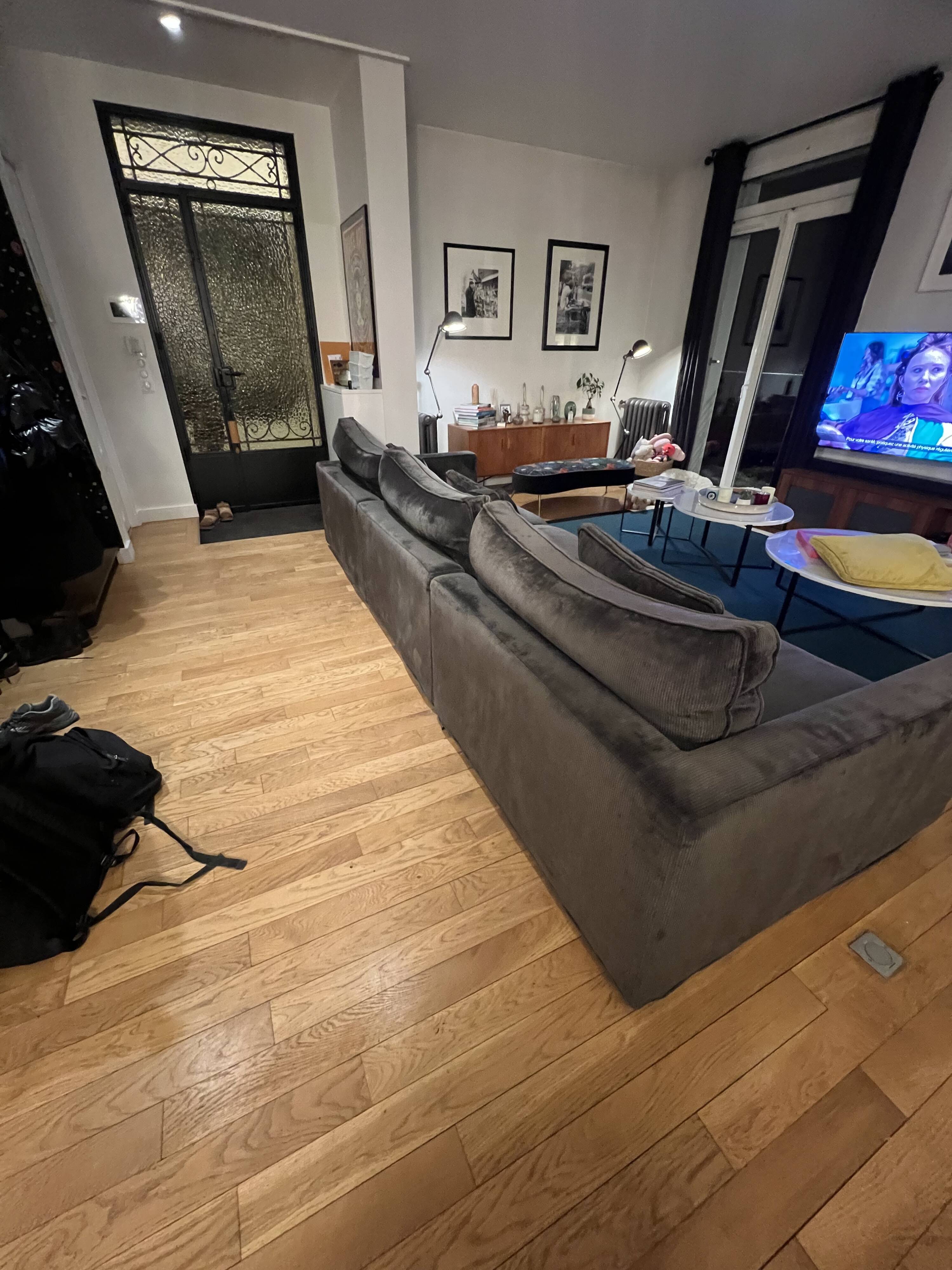 Long Island sofa by Roche Bobois in dark grey.