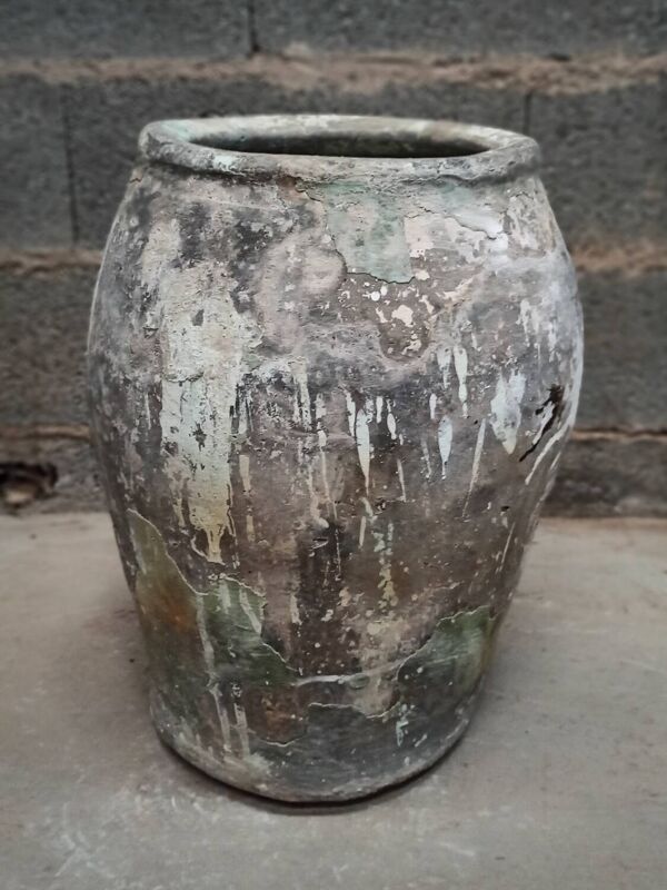 Pot ancien en terre cuite