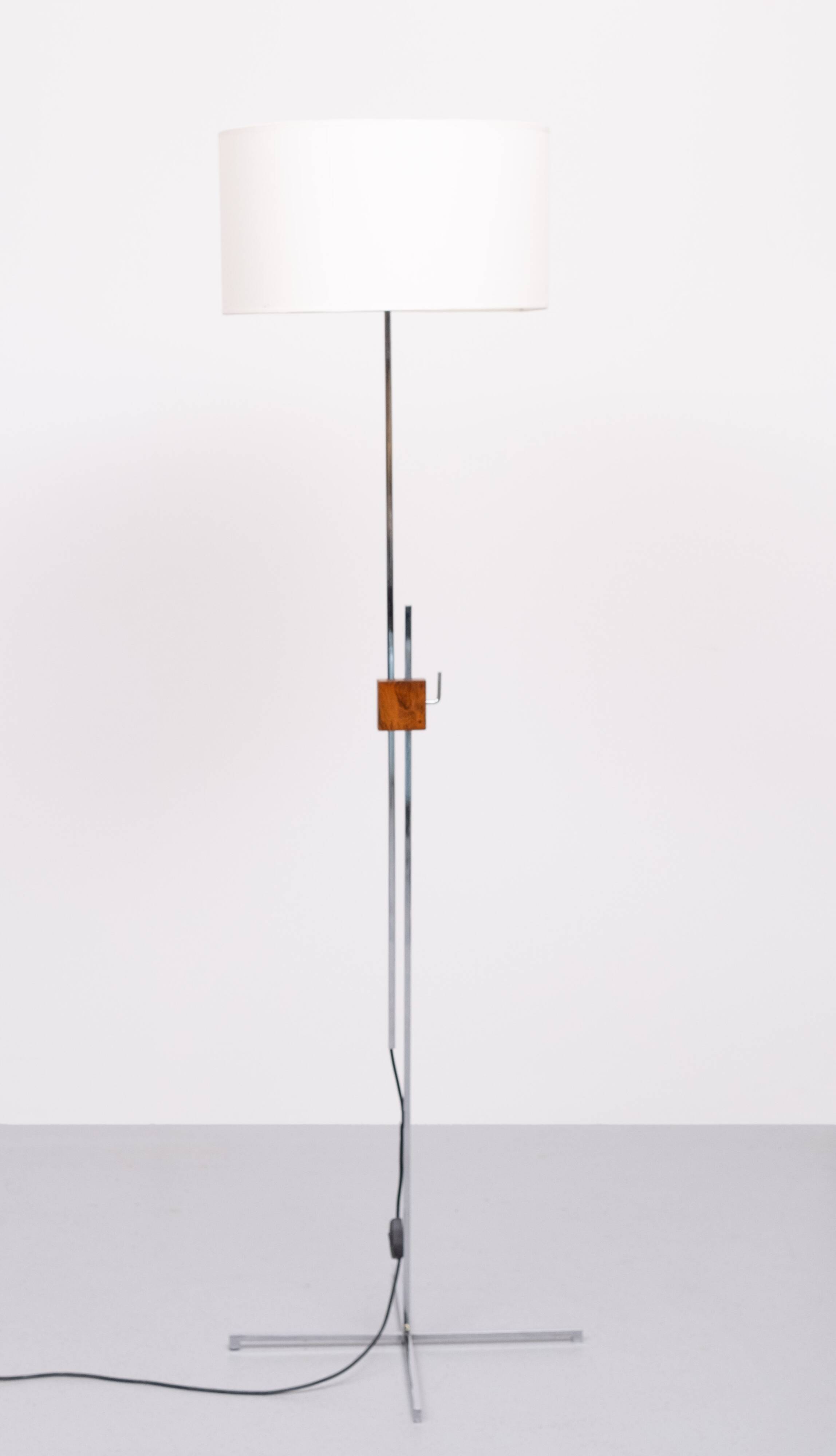 Mid Century Adjustable Chrome Walnut Floor Lamp by Hans Eichenberger 1950s