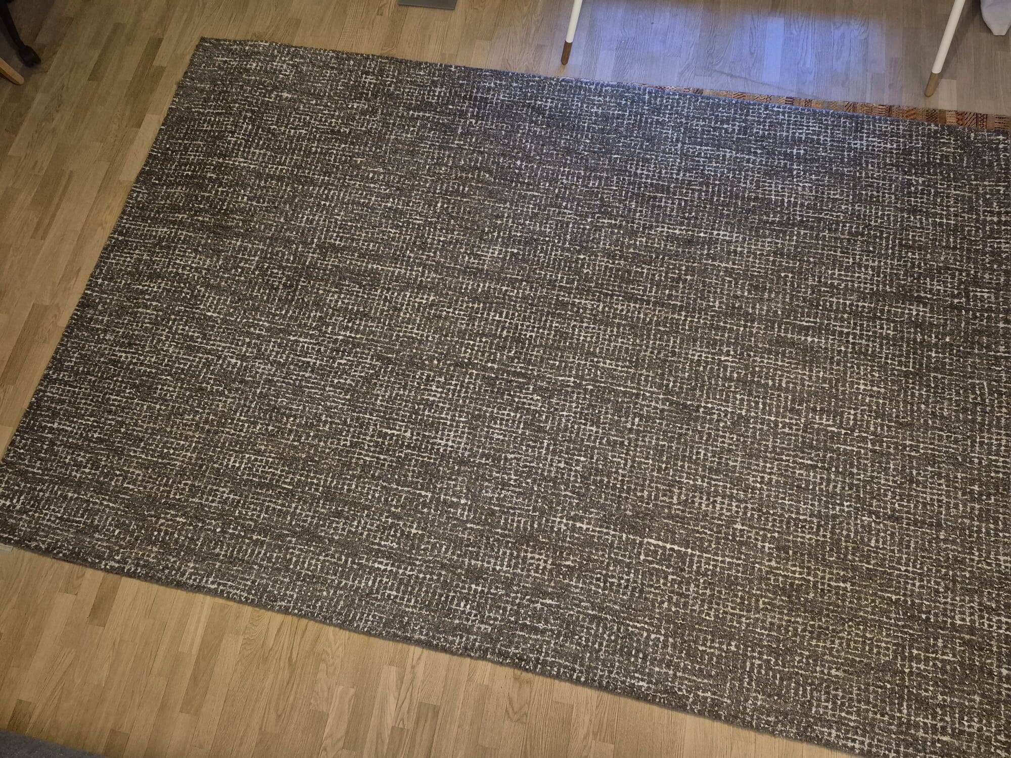 Carpet 3m by 2m