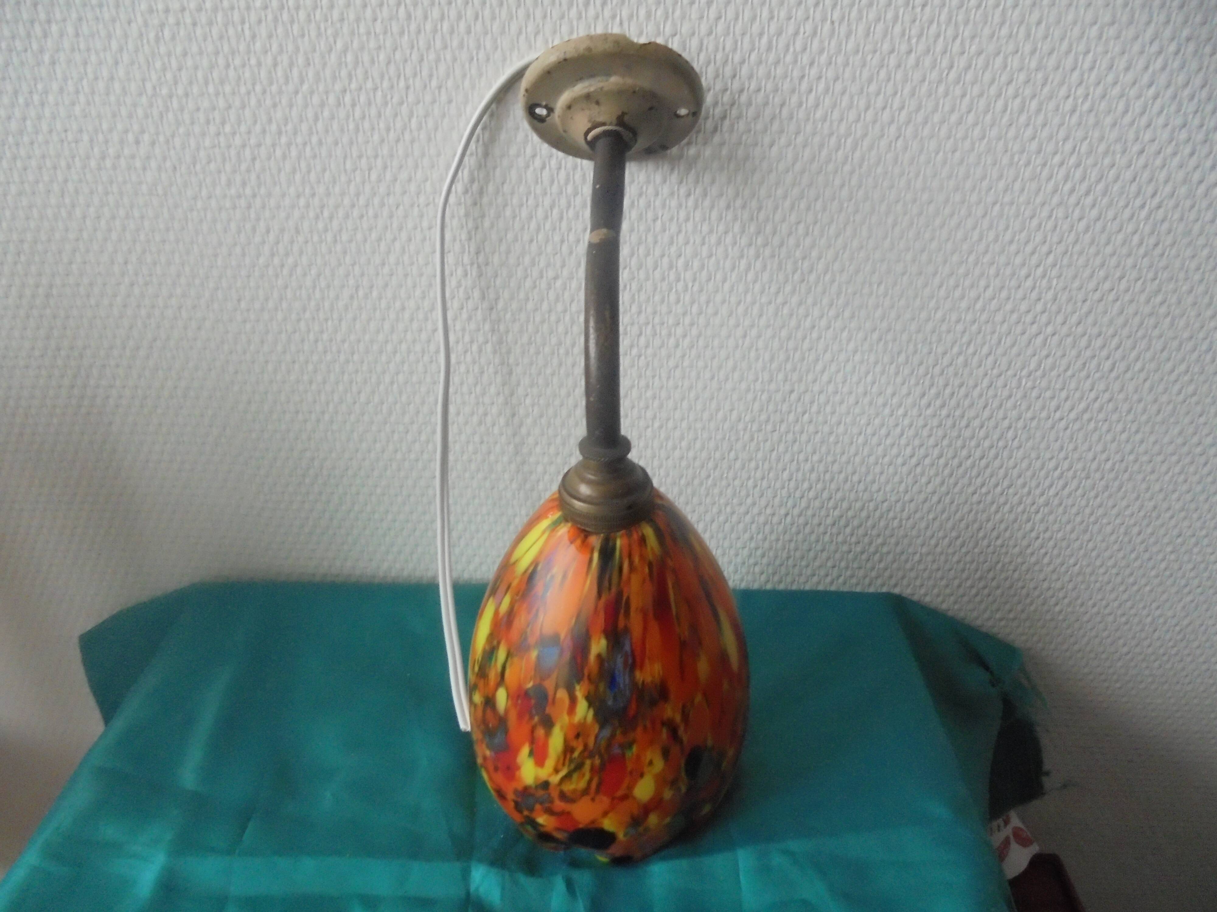 1 opaline wall light, speckled