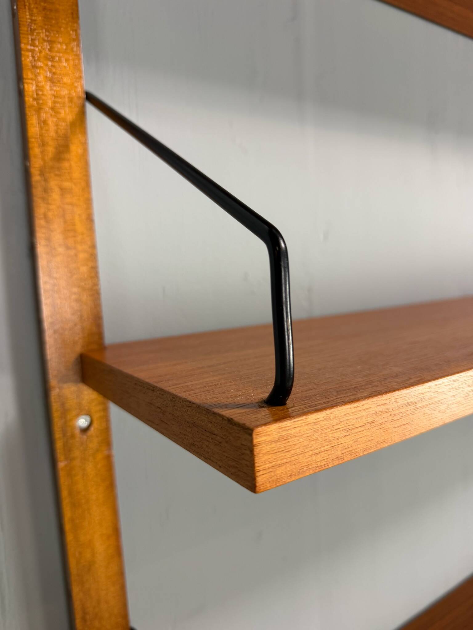 Poul Cadovius mid-century modern modular teak wall unit shelving for Cado, 1960