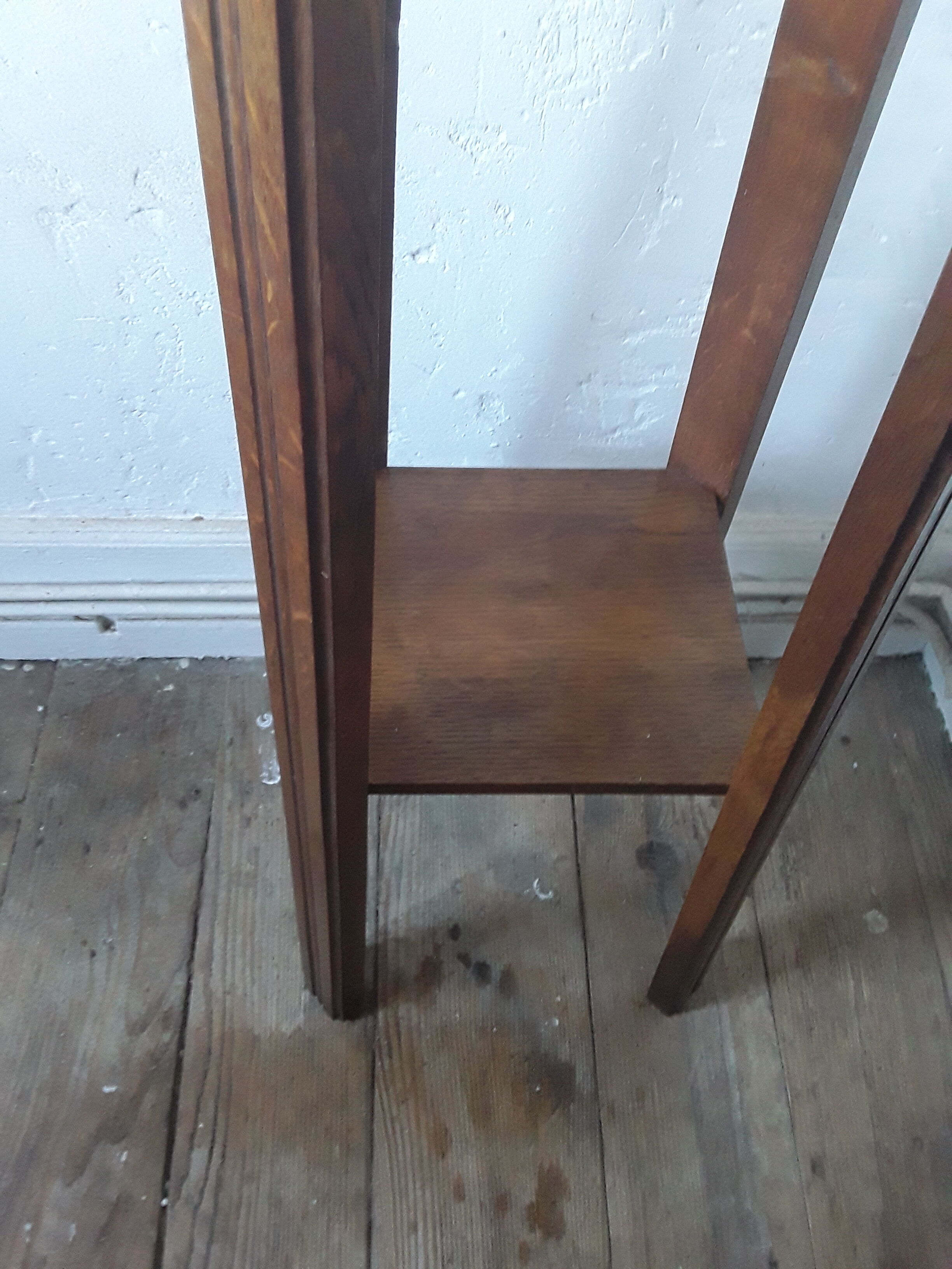 Art Deco harness in wood and marble