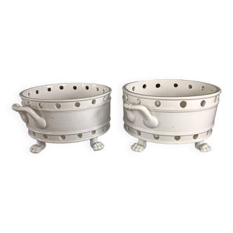 Pair of drainers / cachepots in white Bayeux, early 19th century