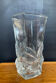 Grand vase vintage en verre moulé pressé
