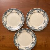 3 Assiettes plates, terre de fer, anciennes au décor bleu