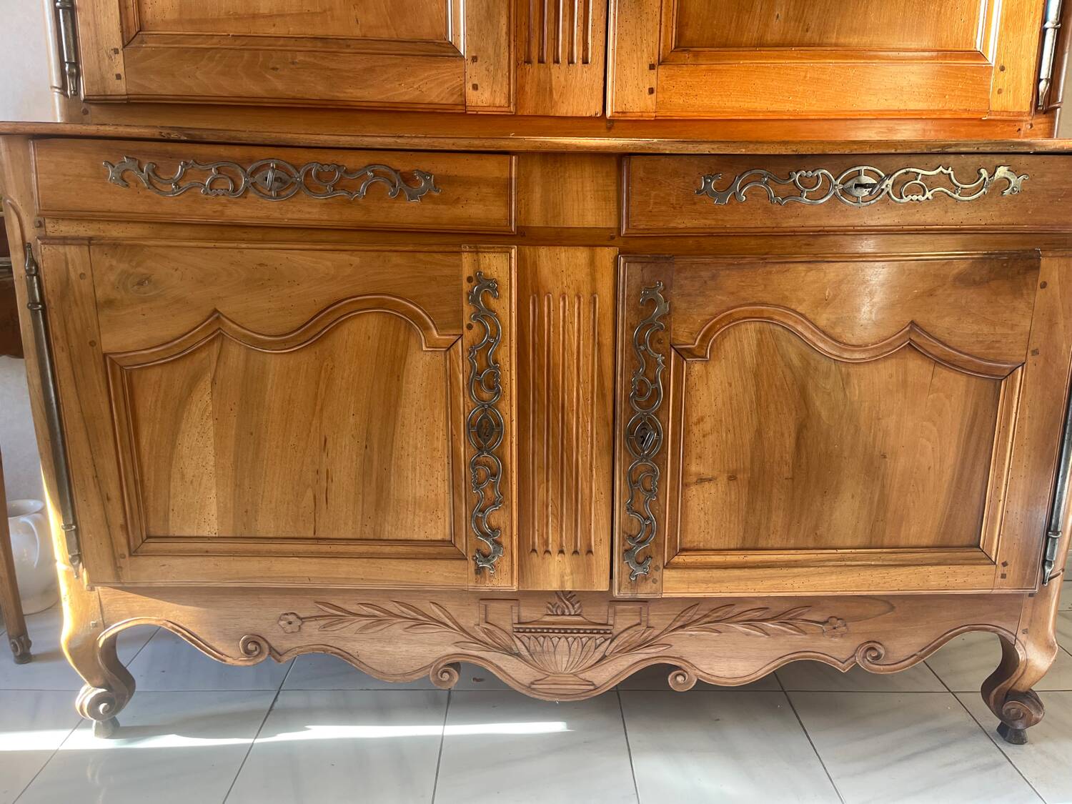 Louis XV two-part buffet, late 18th century