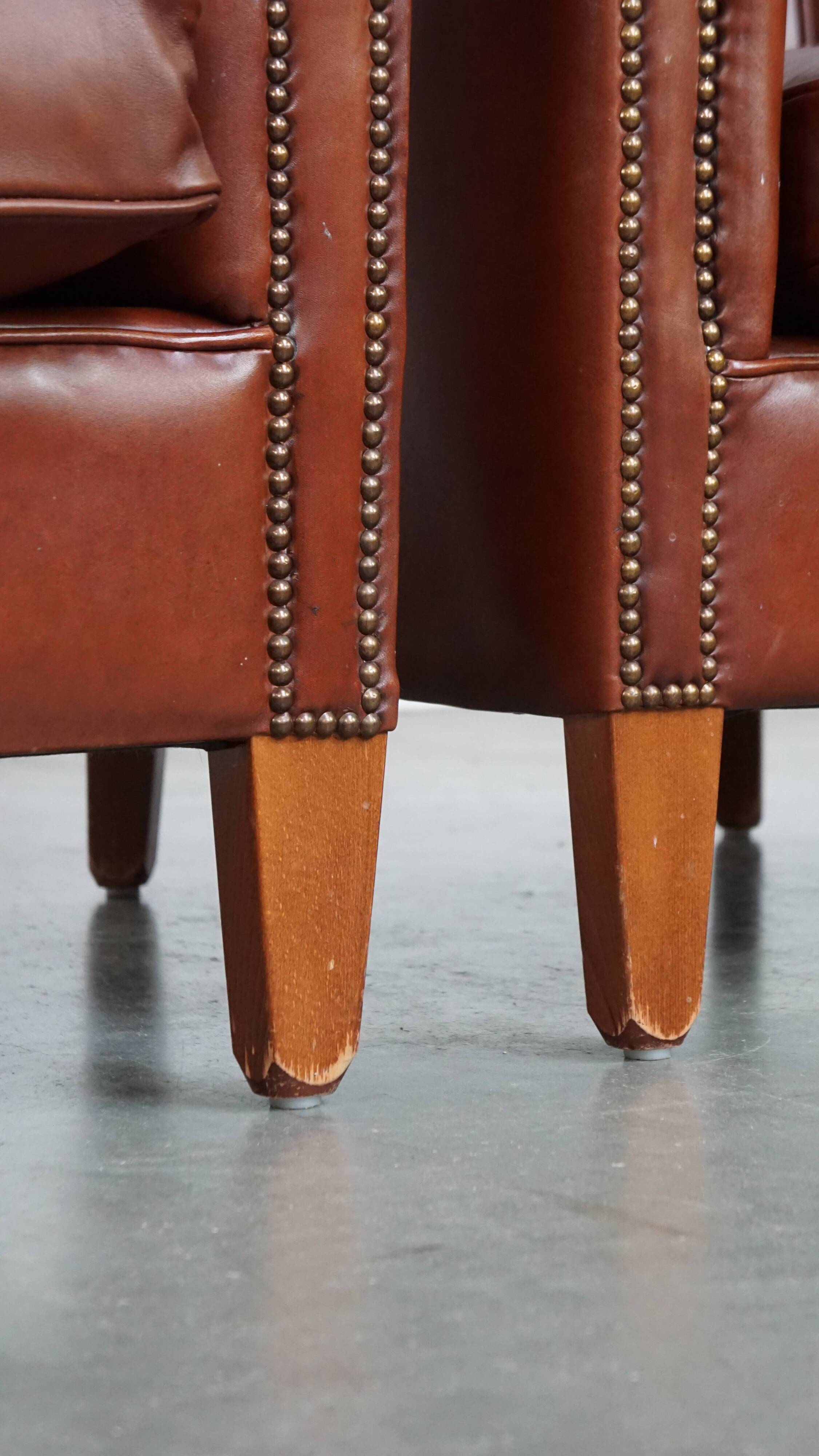 Set of 2 Club Chairs Made from Cowhide Leather