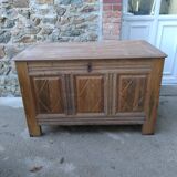 Chest cabinet