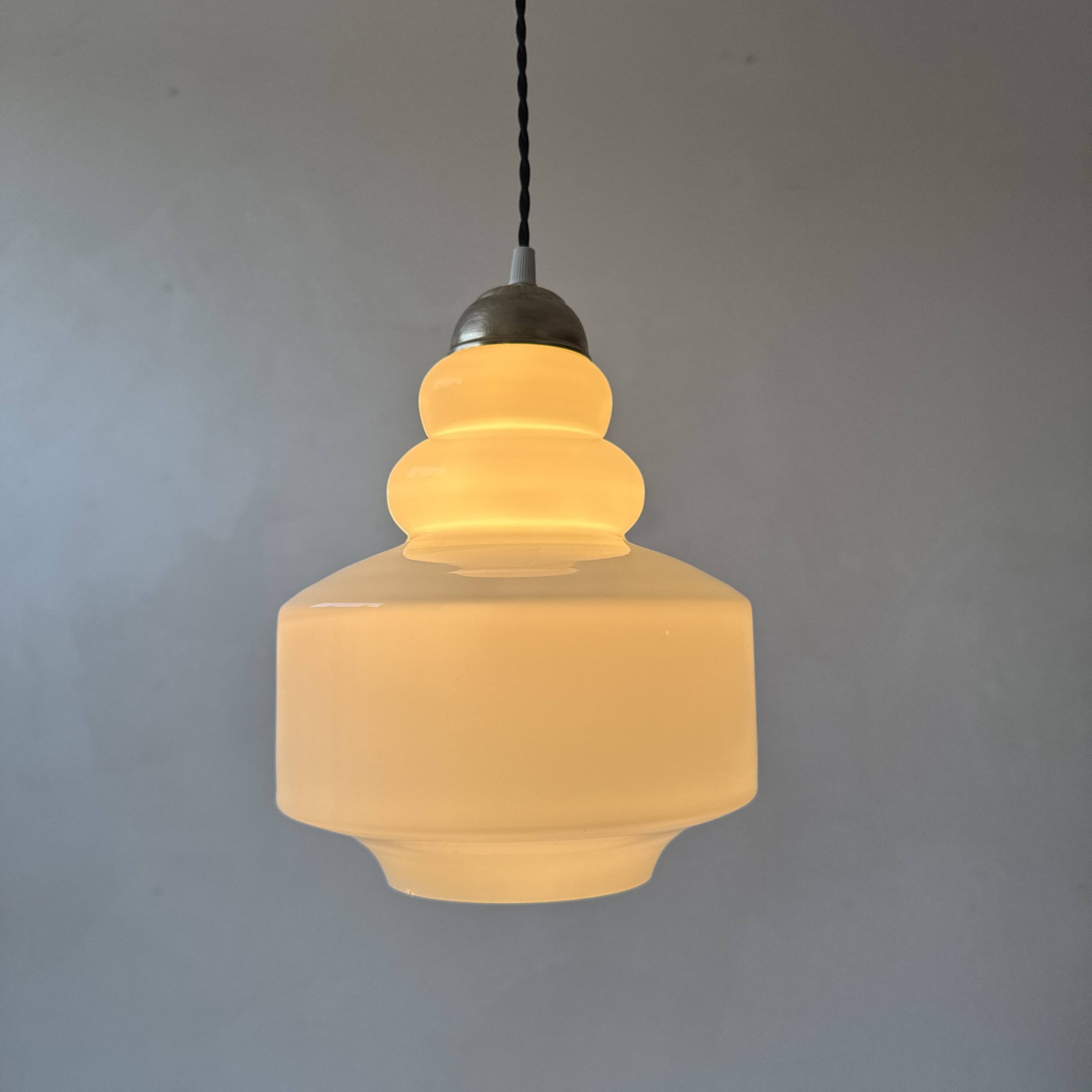 Old opaline suspension 1970 vintage