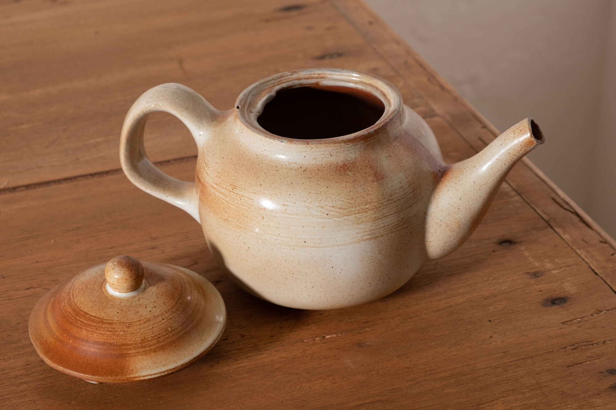 Sandstone teapot