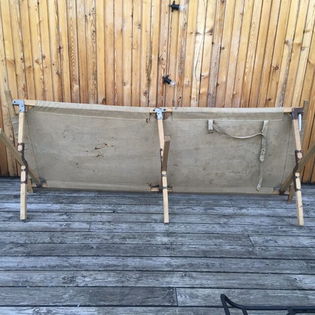 Picot military camp bed