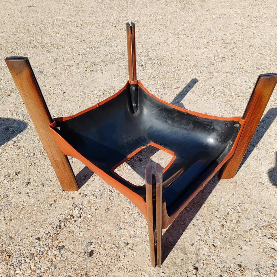 Percival lafer mp-211 sofa set with two armchairs and an ottoman in leather.