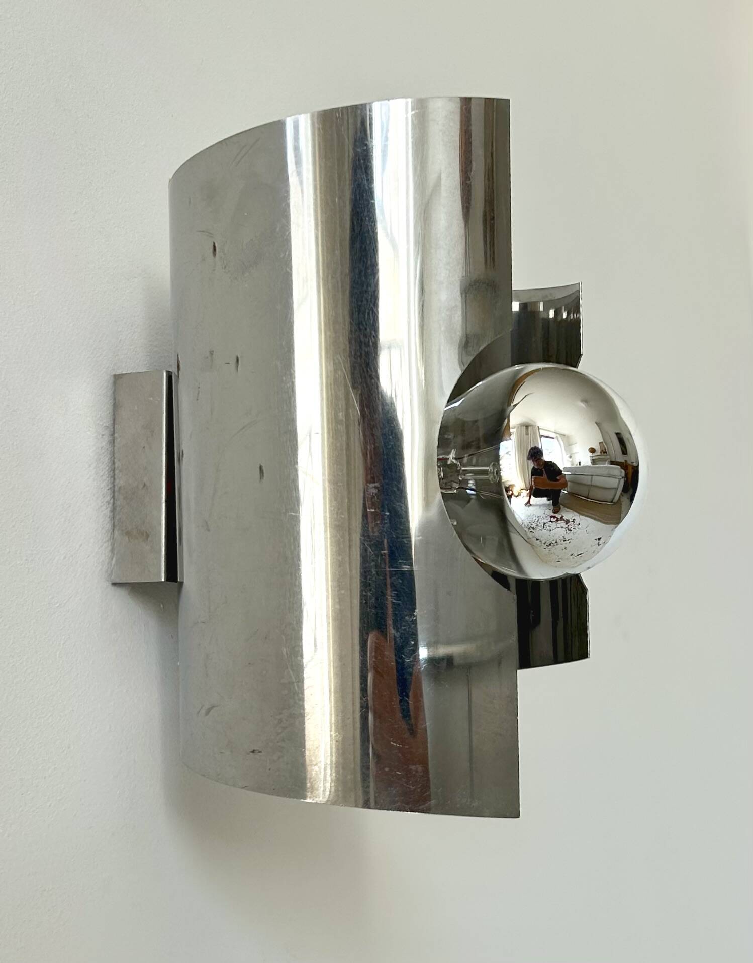 Vintage wall light, chrome metal, France, 1970.