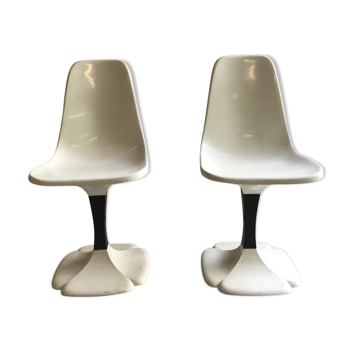 Pair of Tulip Gautier chairs