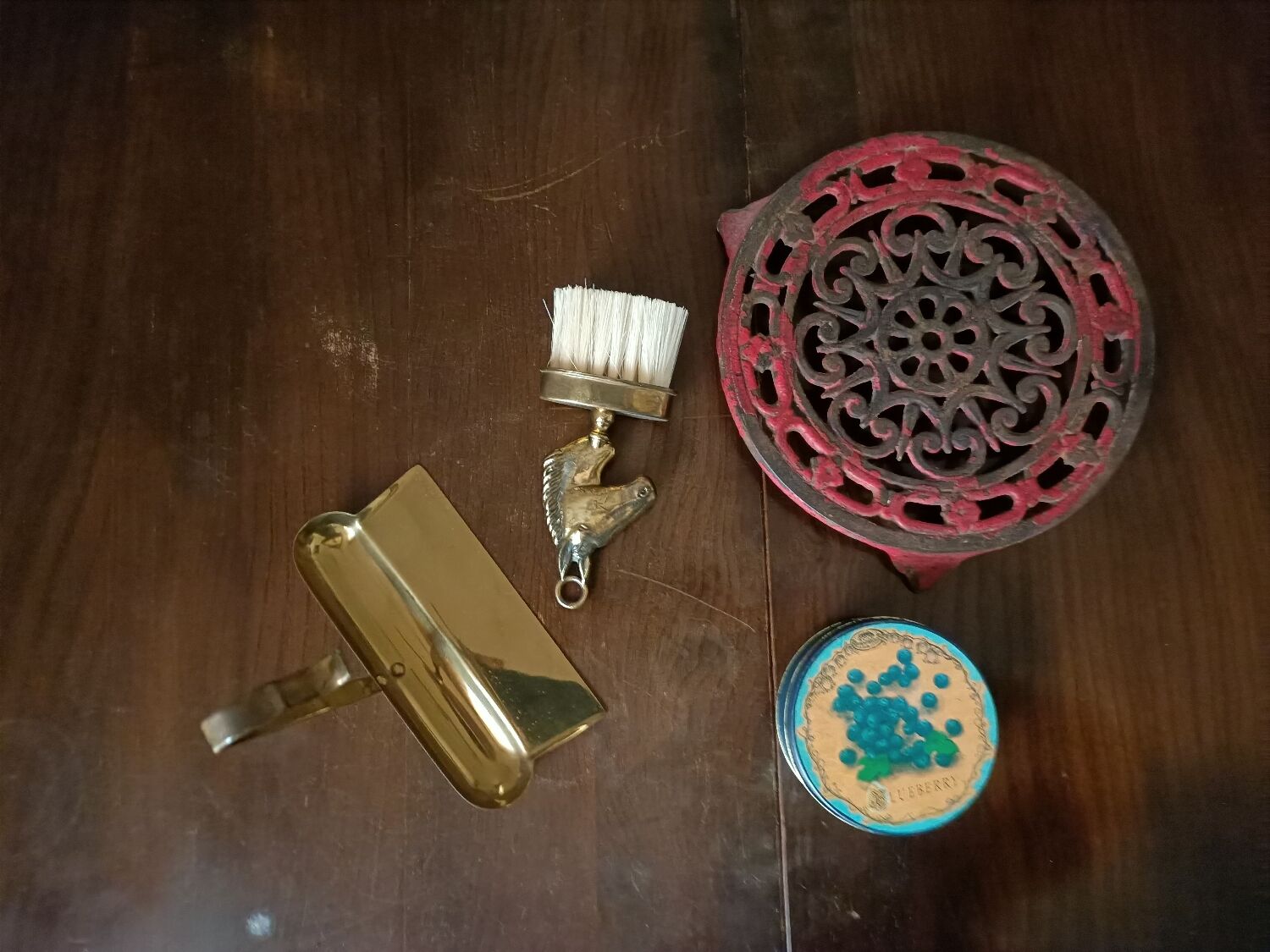 Brass garbage collectors