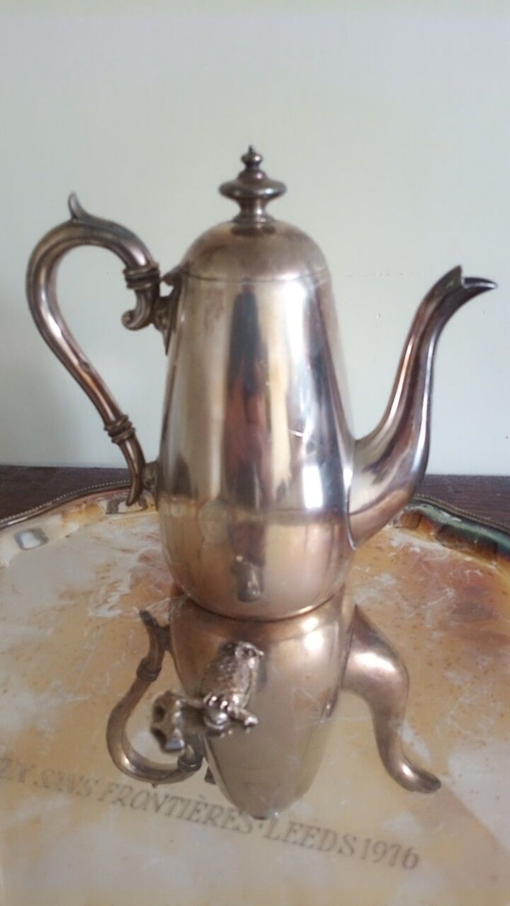 Tray and pourer - silver metal english