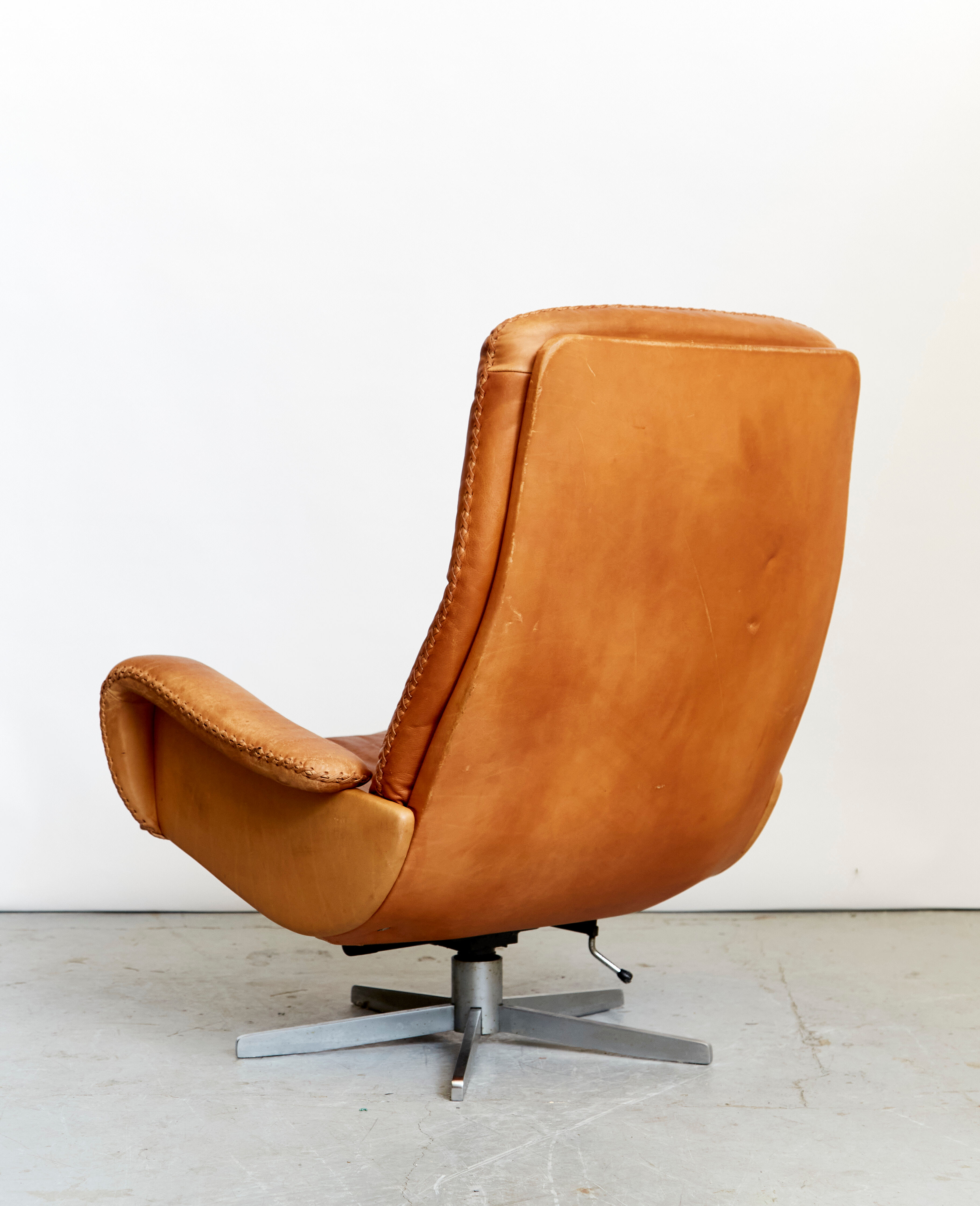 Fauteuil pivotant De Sede S231 « James Bond »