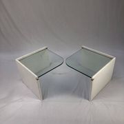 Ensemble de tables d'appoint italiennes, marbre et verre
