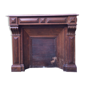Wooden fireplace mantle
