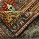 Tapis persan à motif oriental rouge et gris
