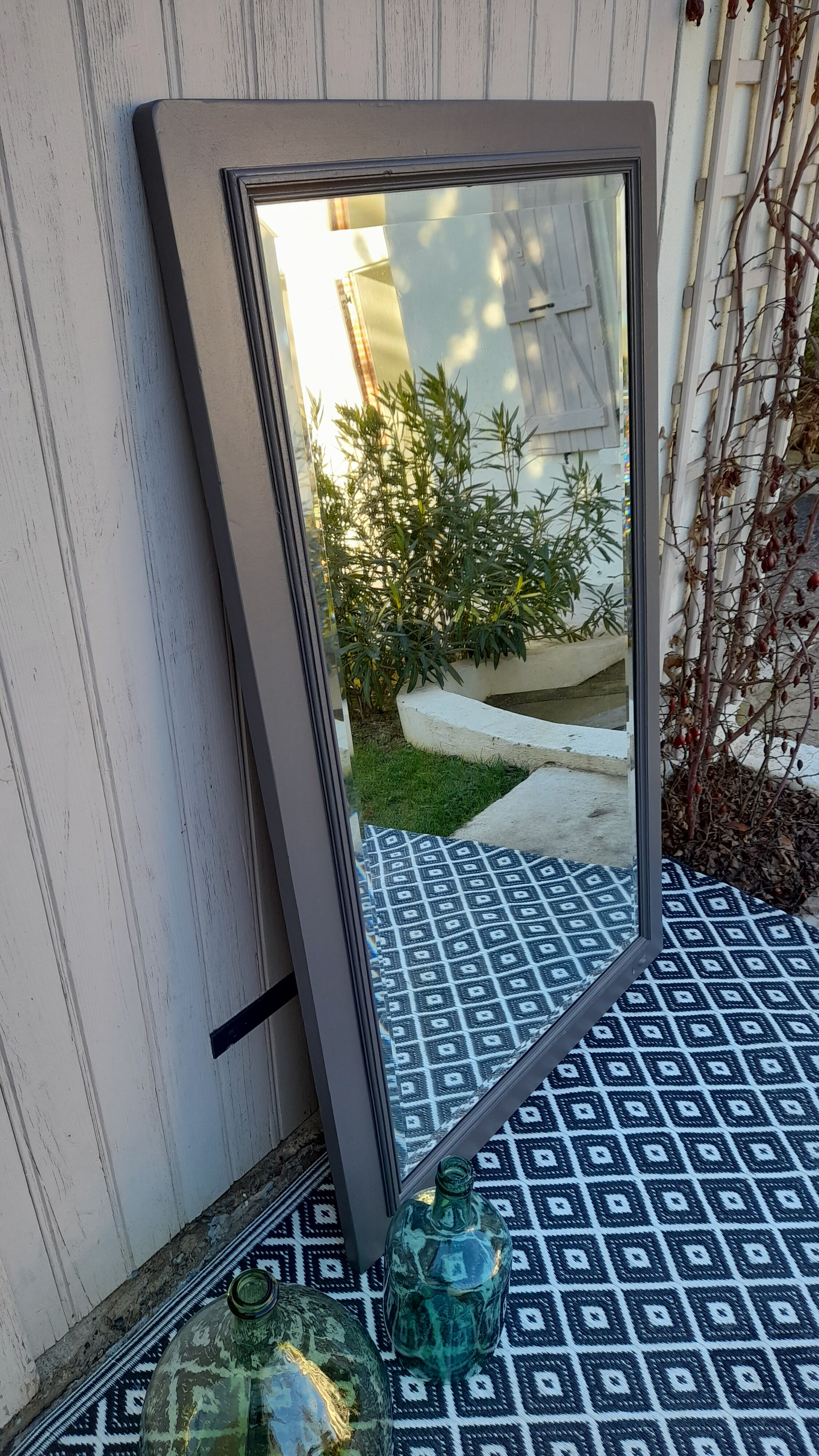 Beveled mirror, 135x82 cm