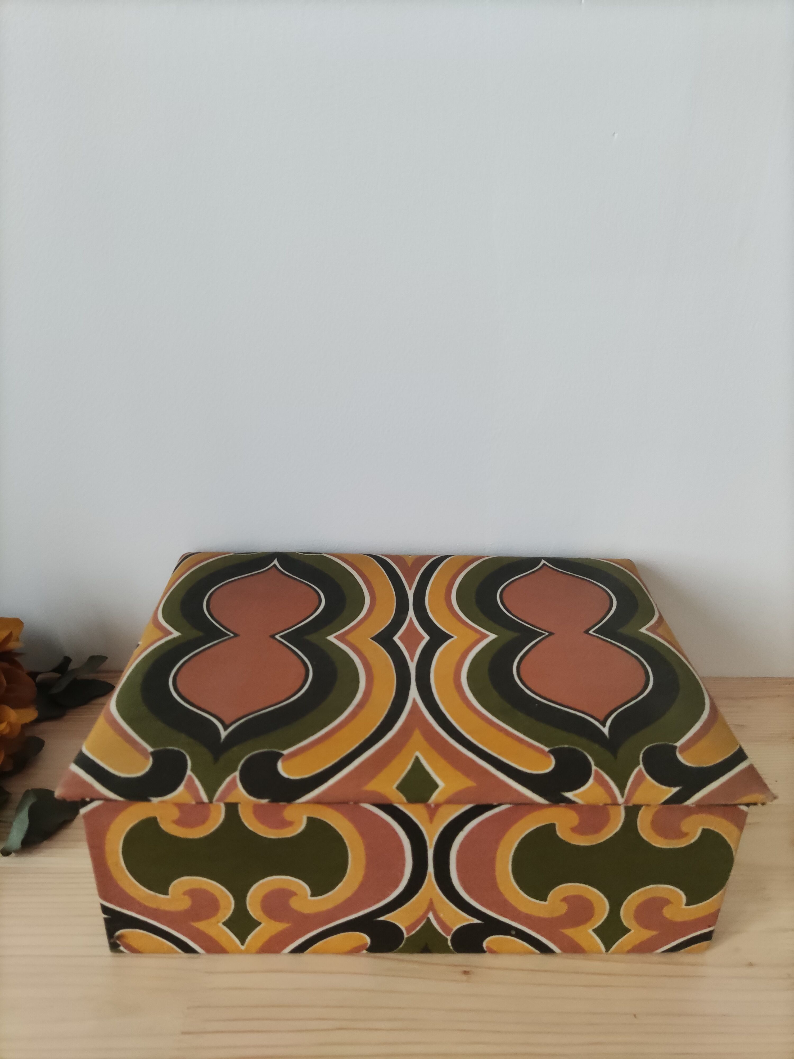 Jewelry box year 70