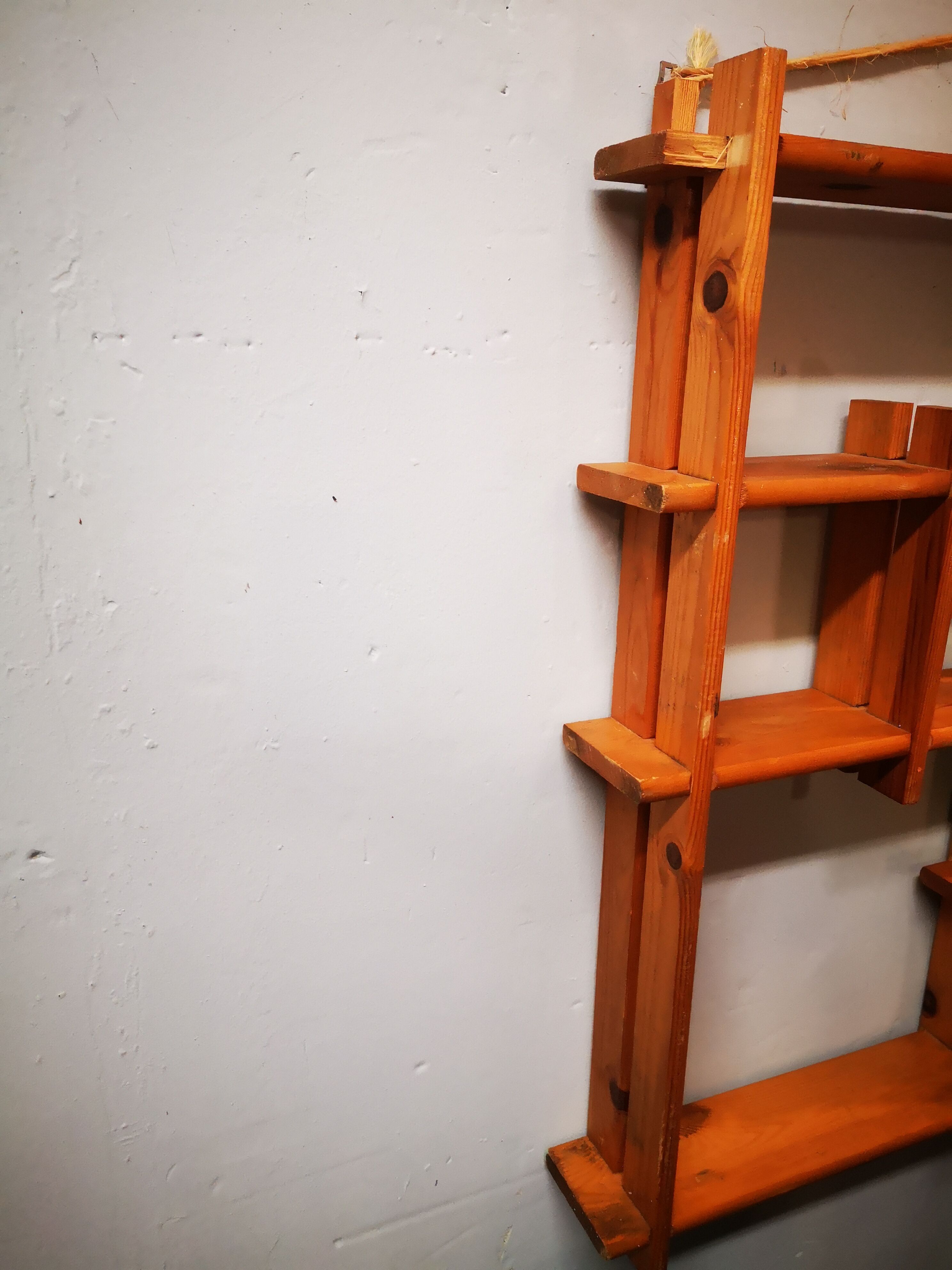 Wooden shelf way "Maison Regain"