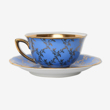 Tasse et sa sous-tasse en porcelaine