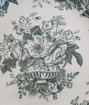Old plate Balmoral Decors flowers Green