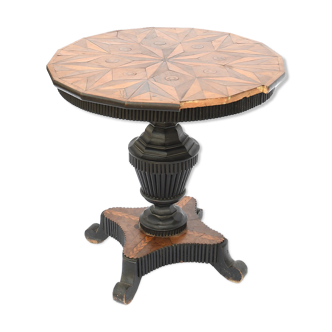 Pedestal table in marquetry