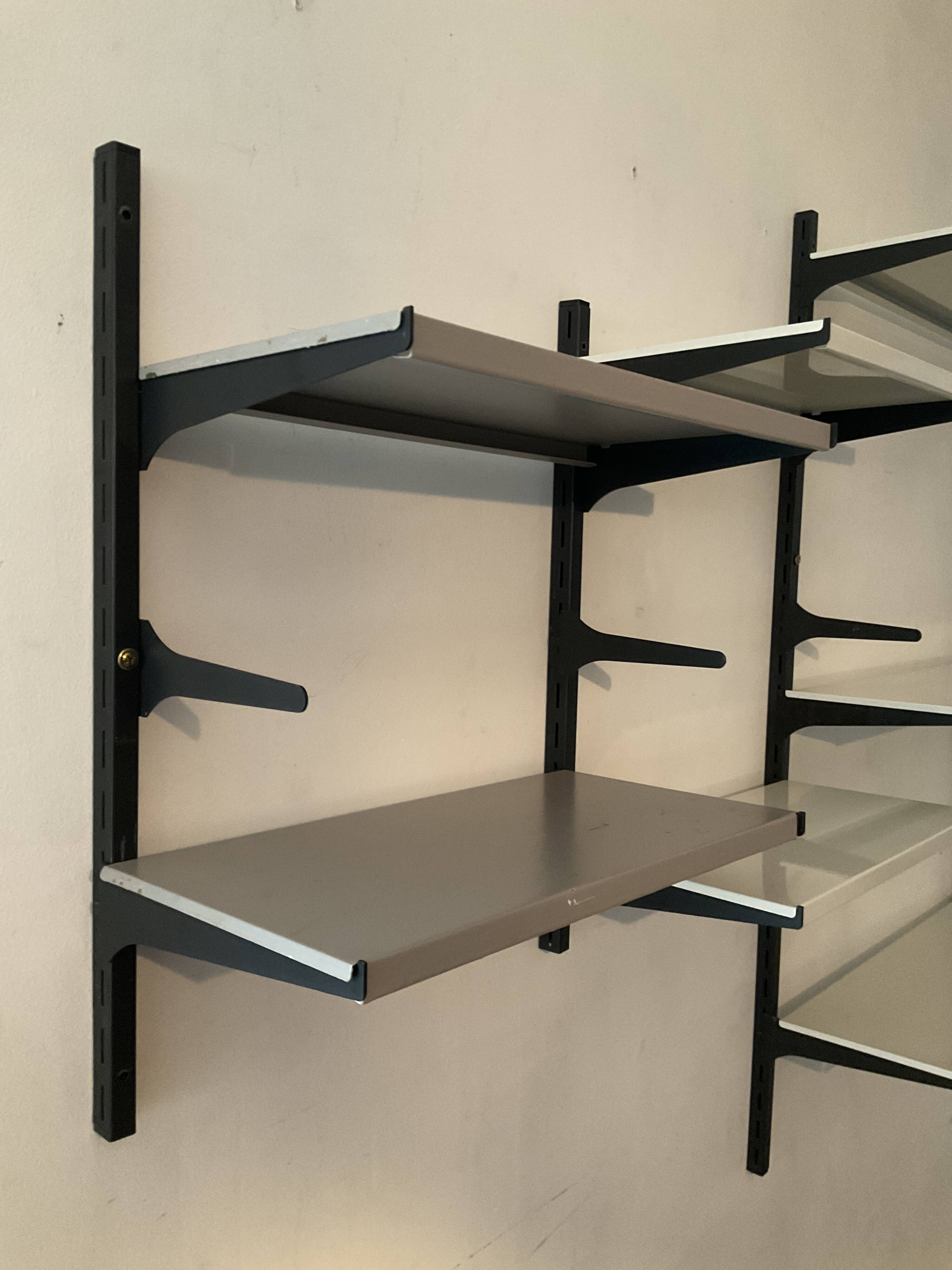Modular Tomado shelf from the 1970s
