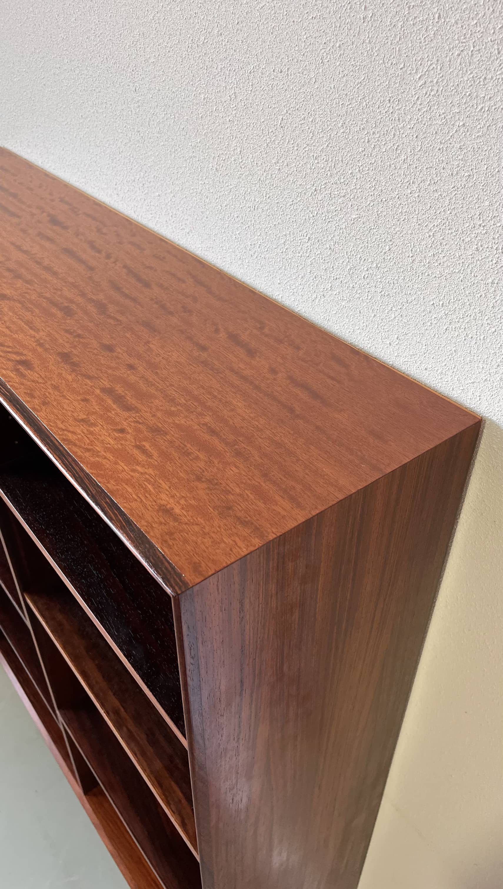 Bookcase in rosewood