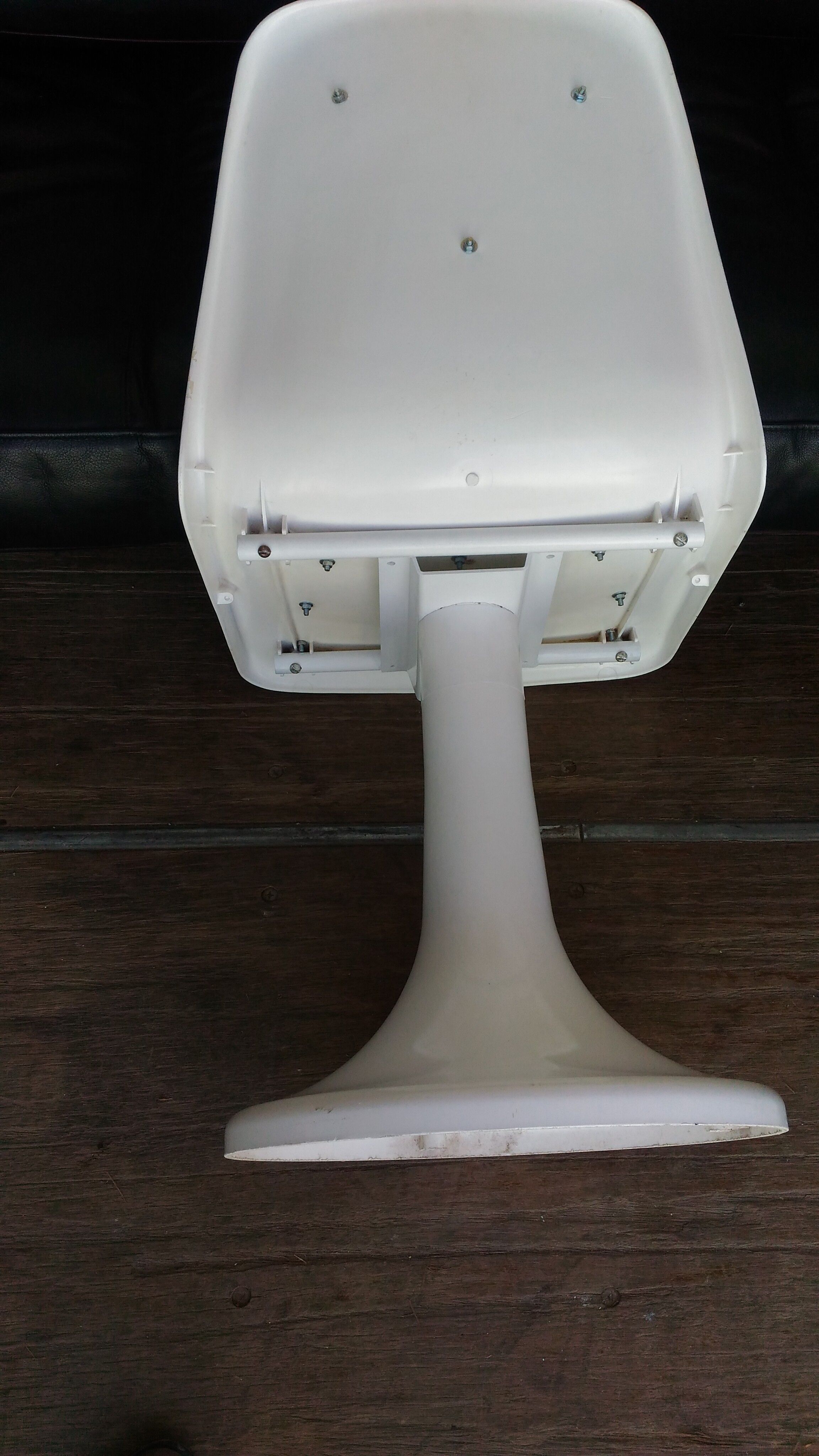 Pair of tulip foot chairs circa 1970