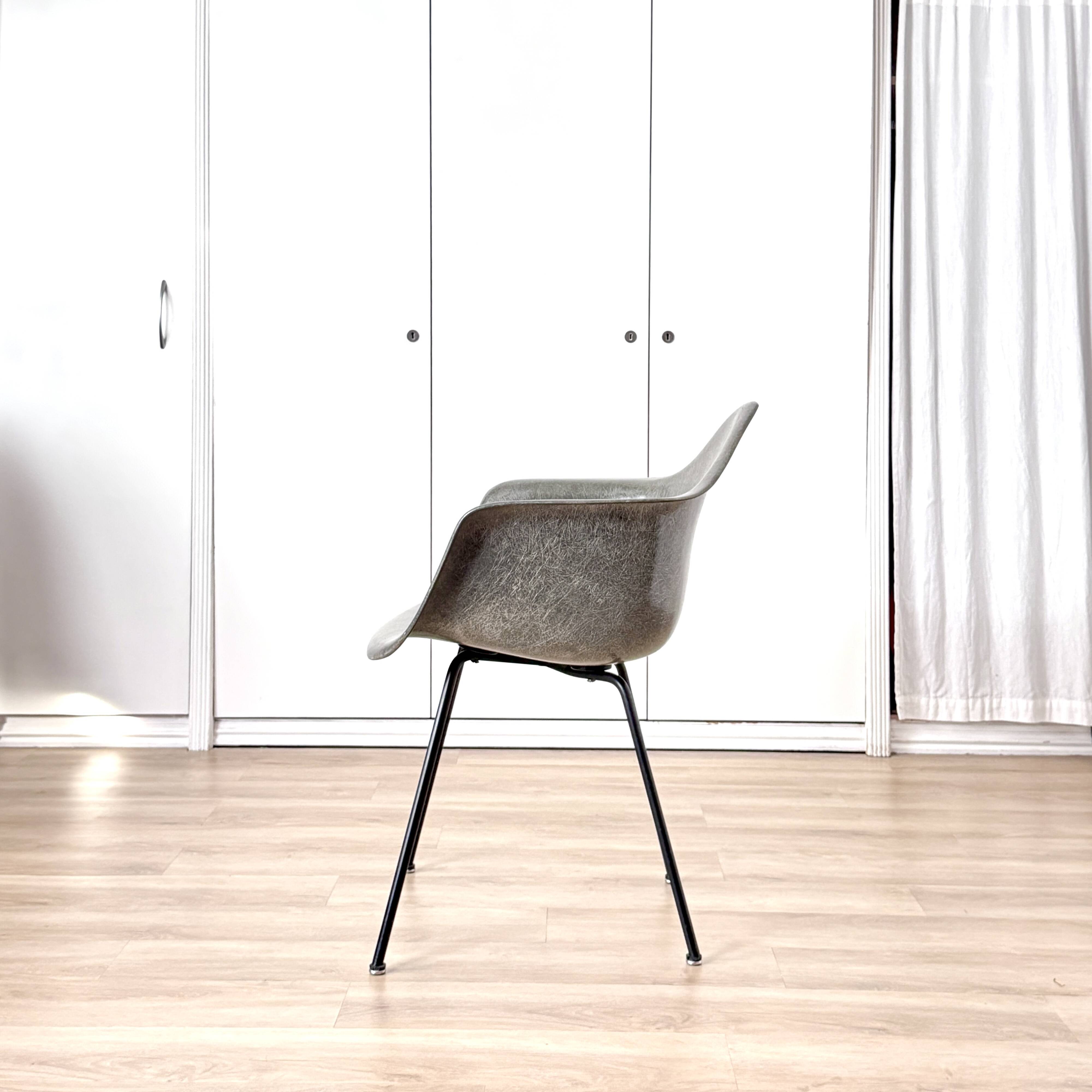 Fauteuil Eames 1ère édition Zenith - Charles et Ray Eames