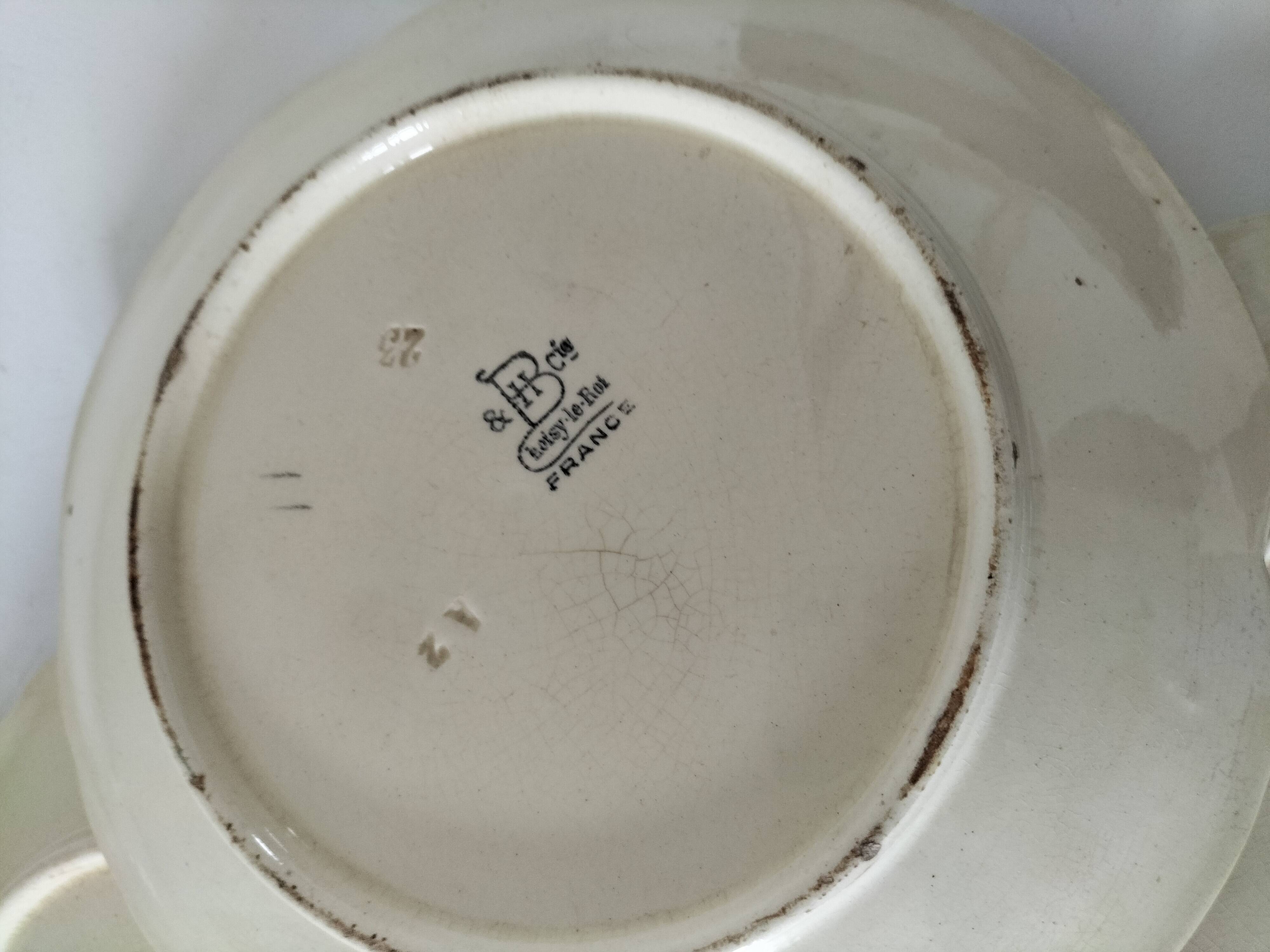 4 barbotine plates with pansies H. Boulenger Choisy-le-Roi
