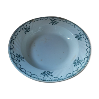 Plat creux en porcelaine St Amand fleurs verte