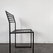 Set of 4 Memphis style chairs