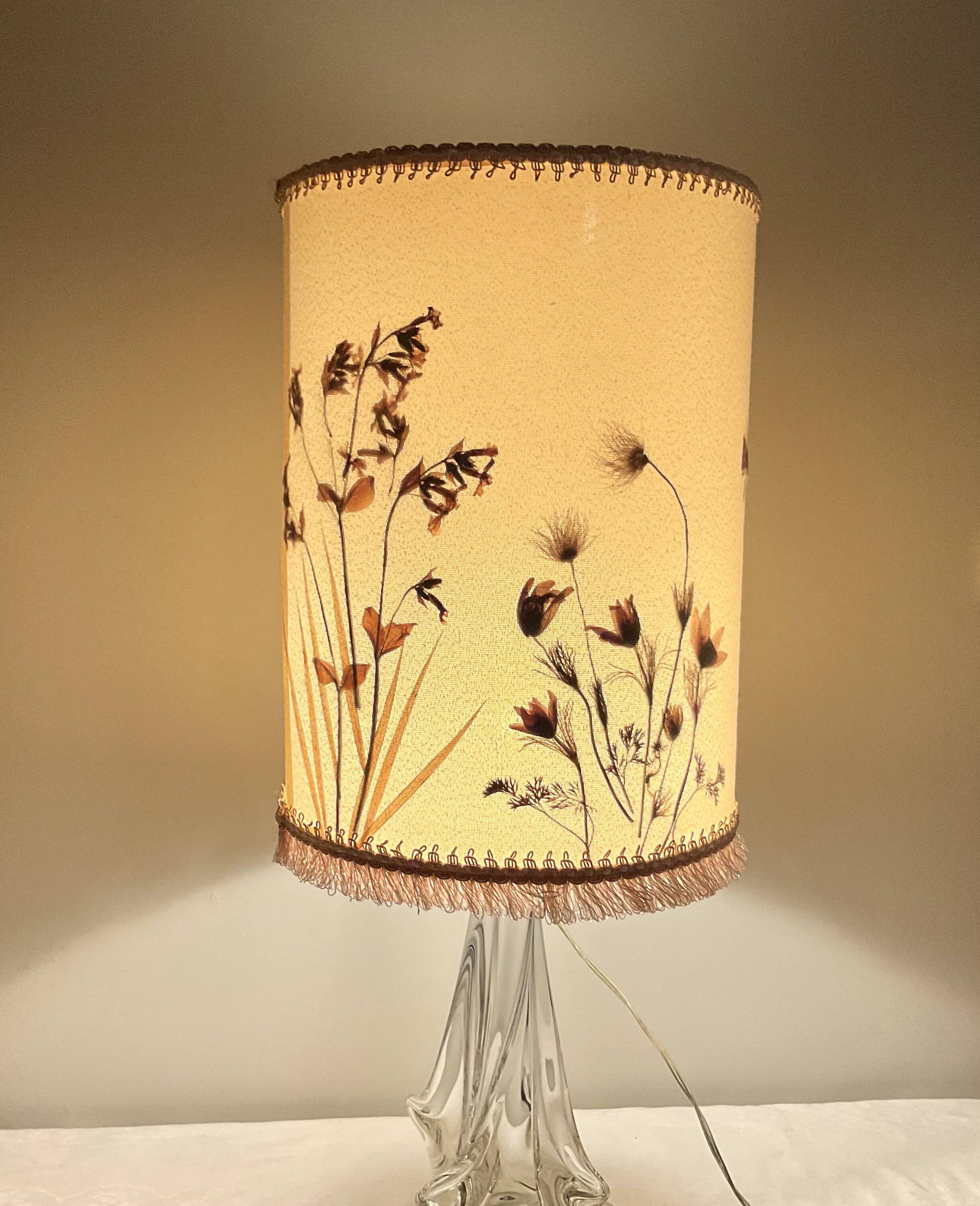 Solid glass lamp and dried flower lampshade from the 60s/70s