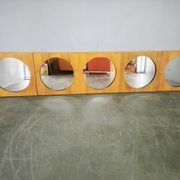 Miroir carré en placage de chêne tchèque des années 1970 avec verre circulaire