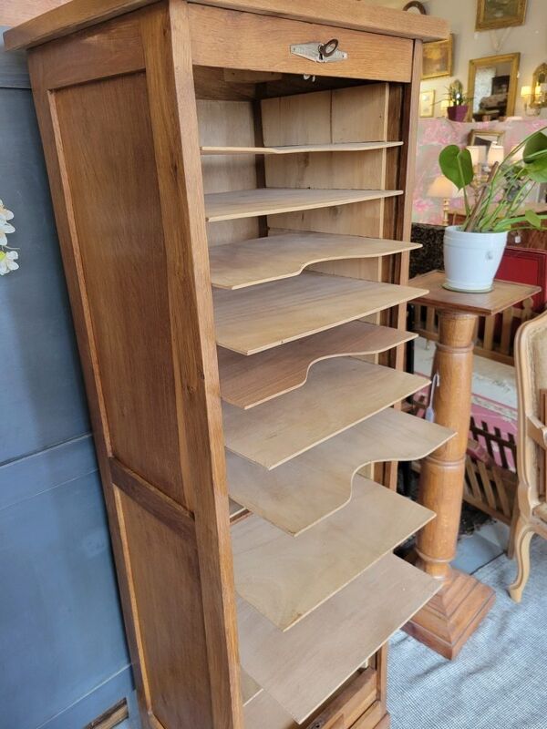 Classeur à un rideau