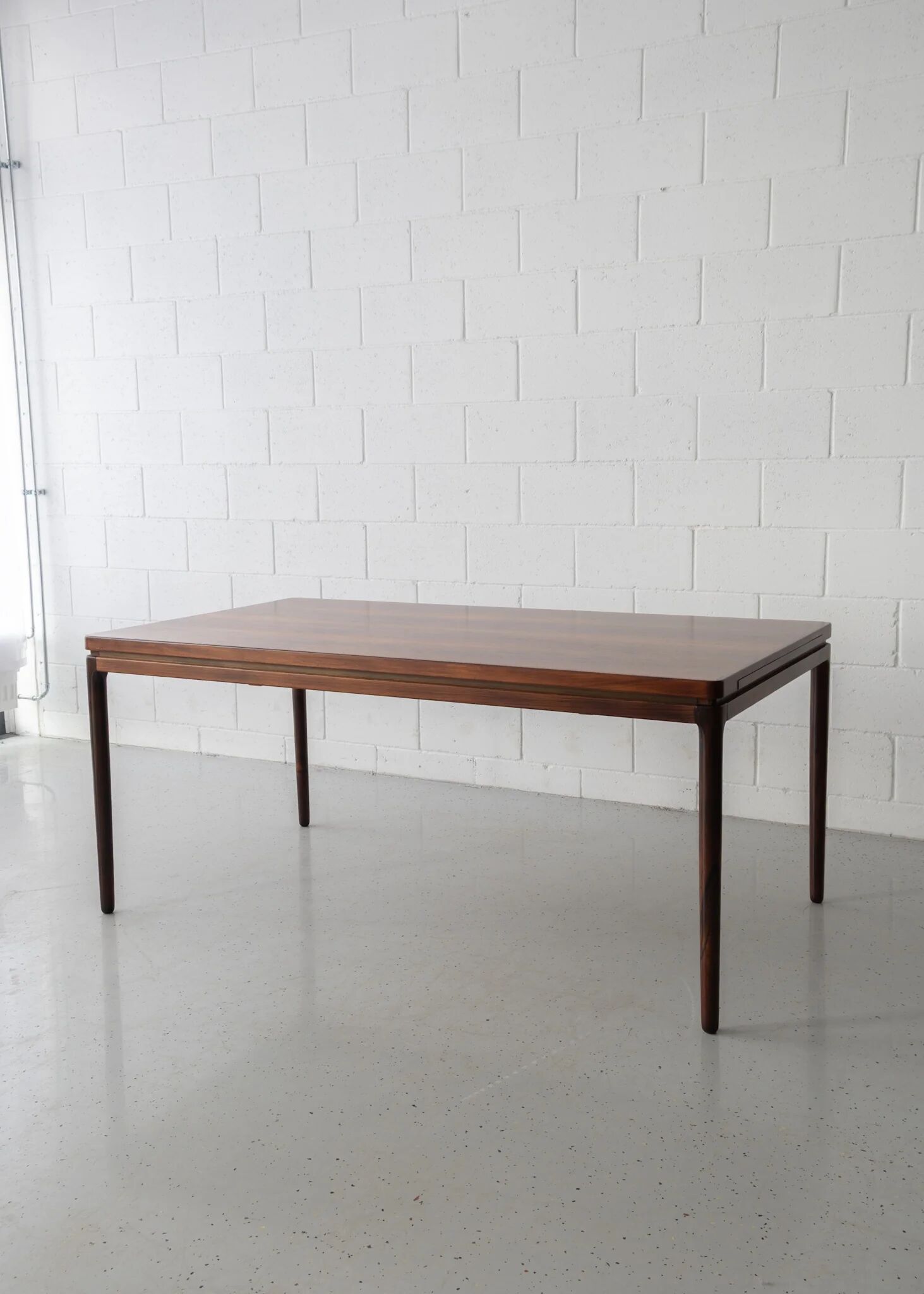 Johannes Andersen rosewood dining table for Christian Linneberg