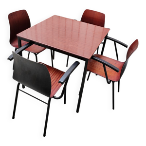 Ensemble table et chaises - pagholz