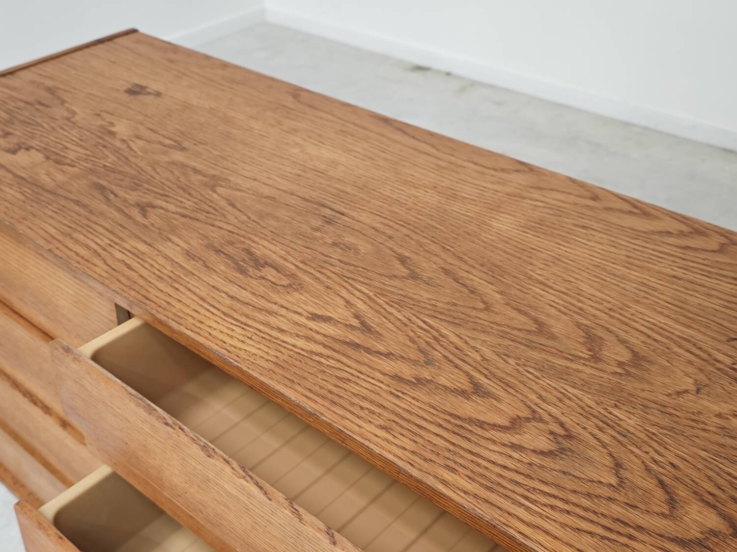 U-453 dub chest of drawers by Jiri Jiroutek for Interier Praha 1960