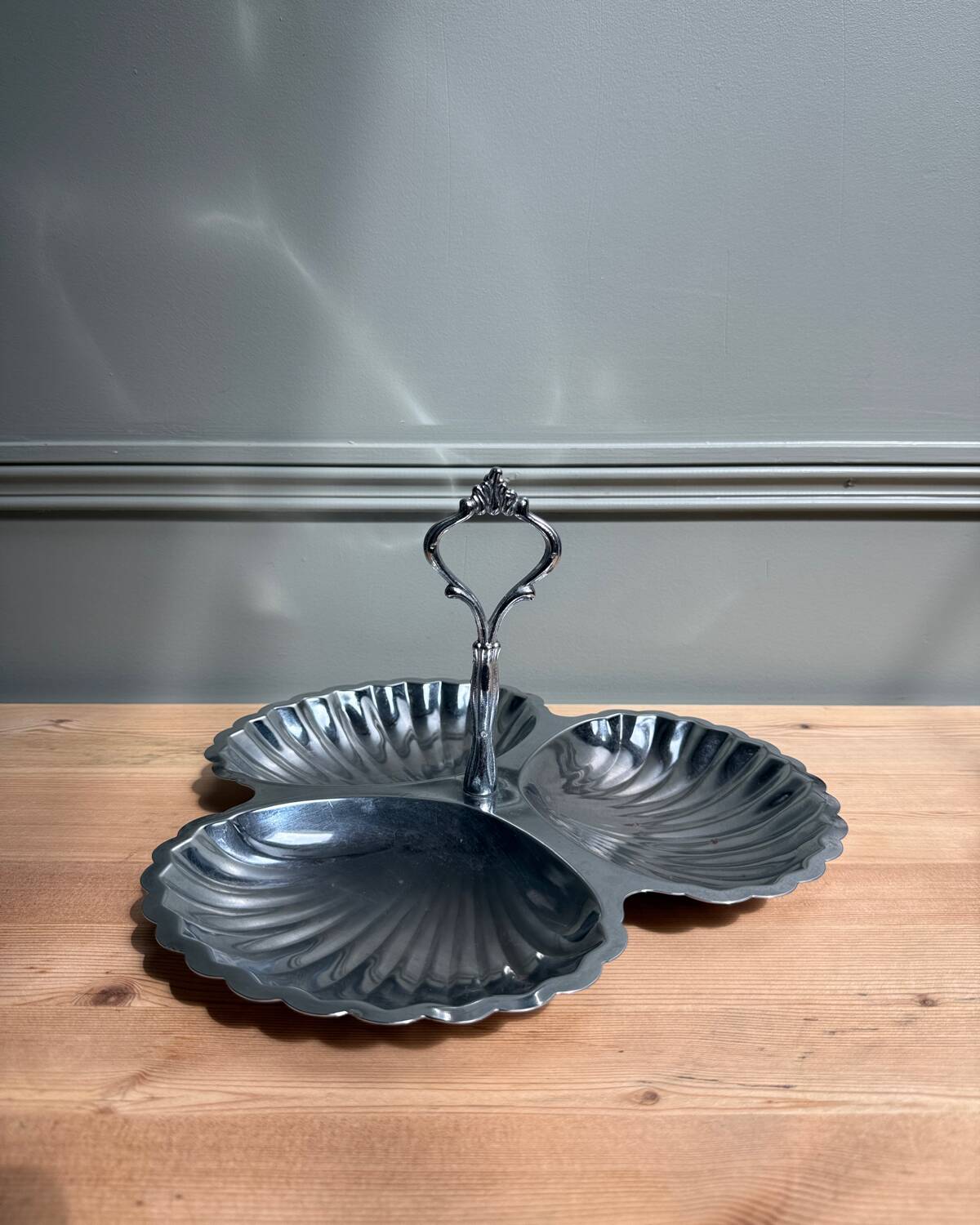 Triple stainless steel shell server