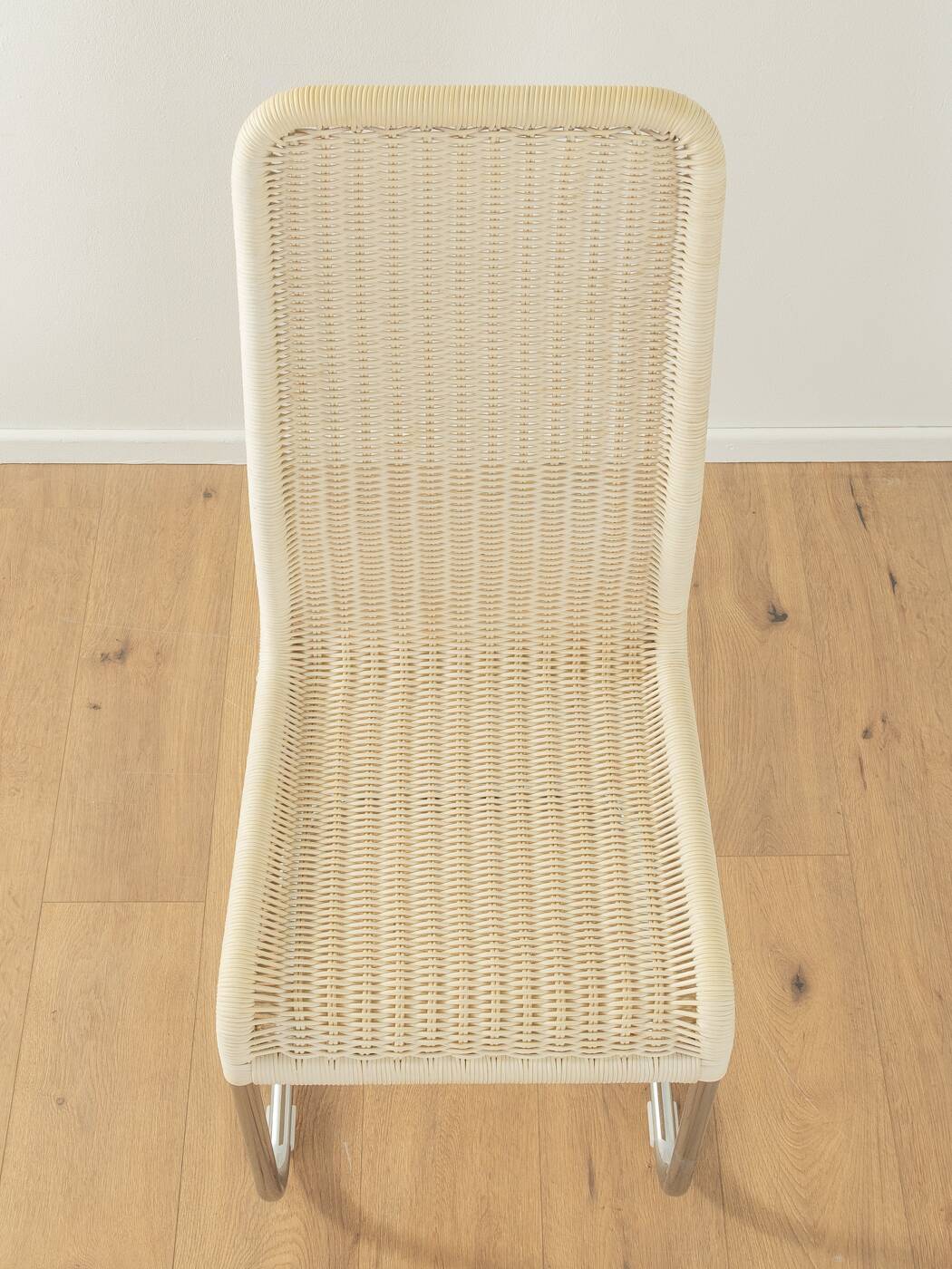 2x B25 Cantilever Chairs Tecta