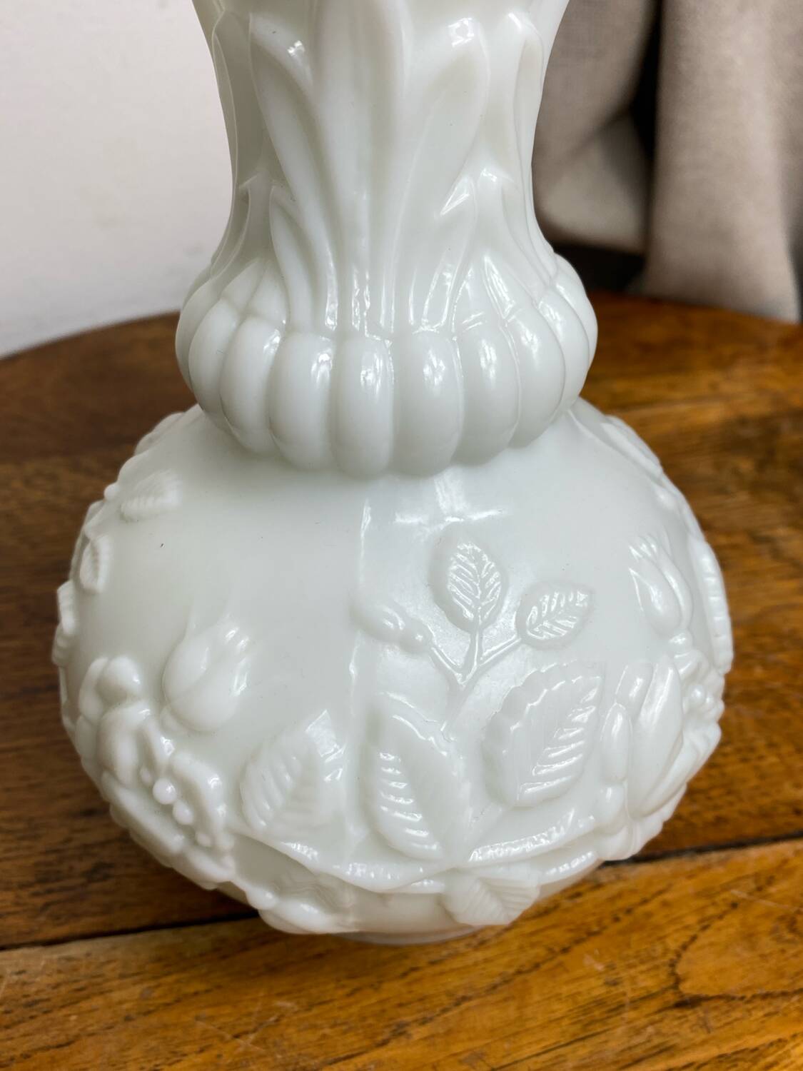 Portieux vase in white opaline