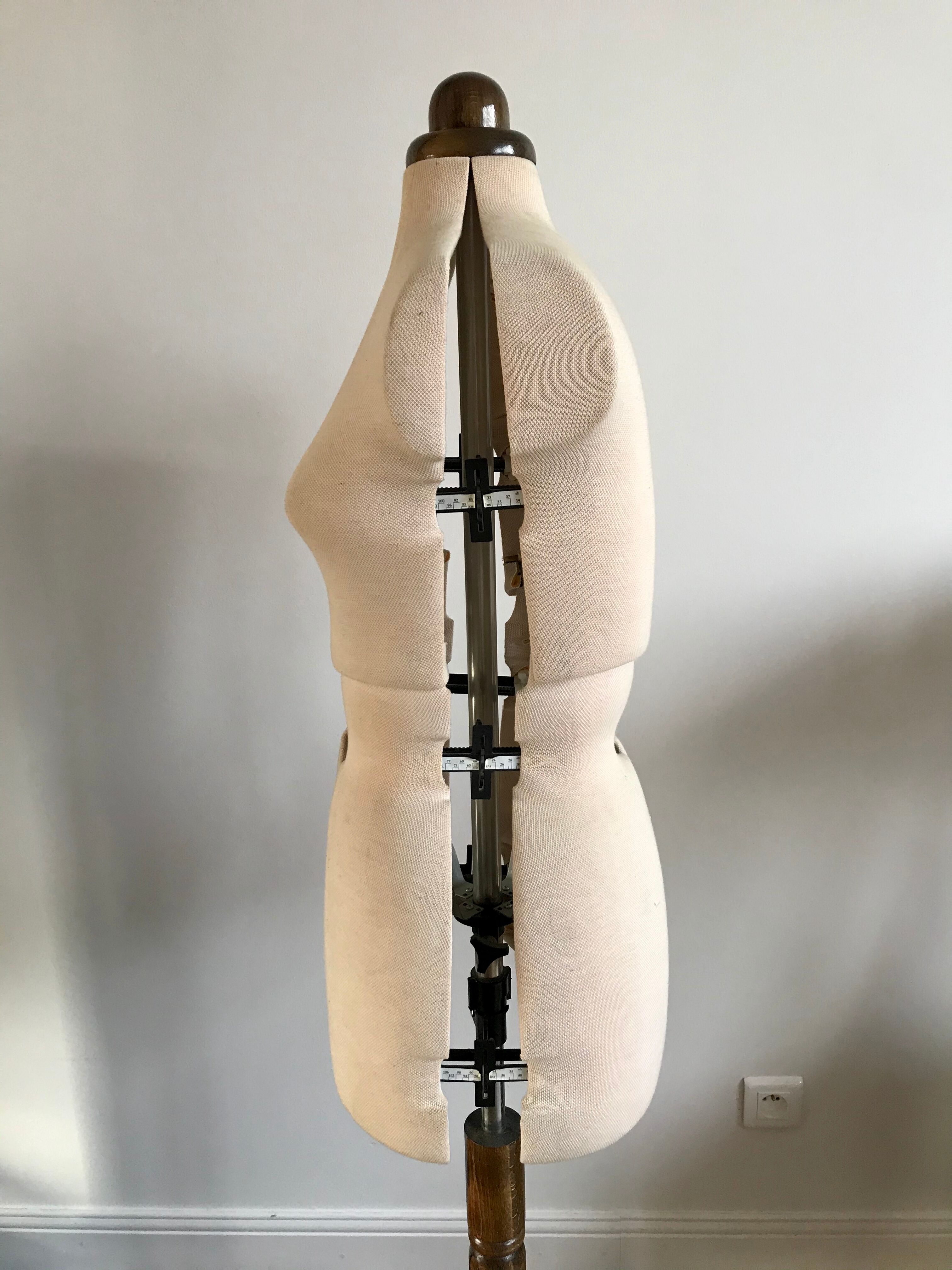 Wooden mannequin and fabric 70s