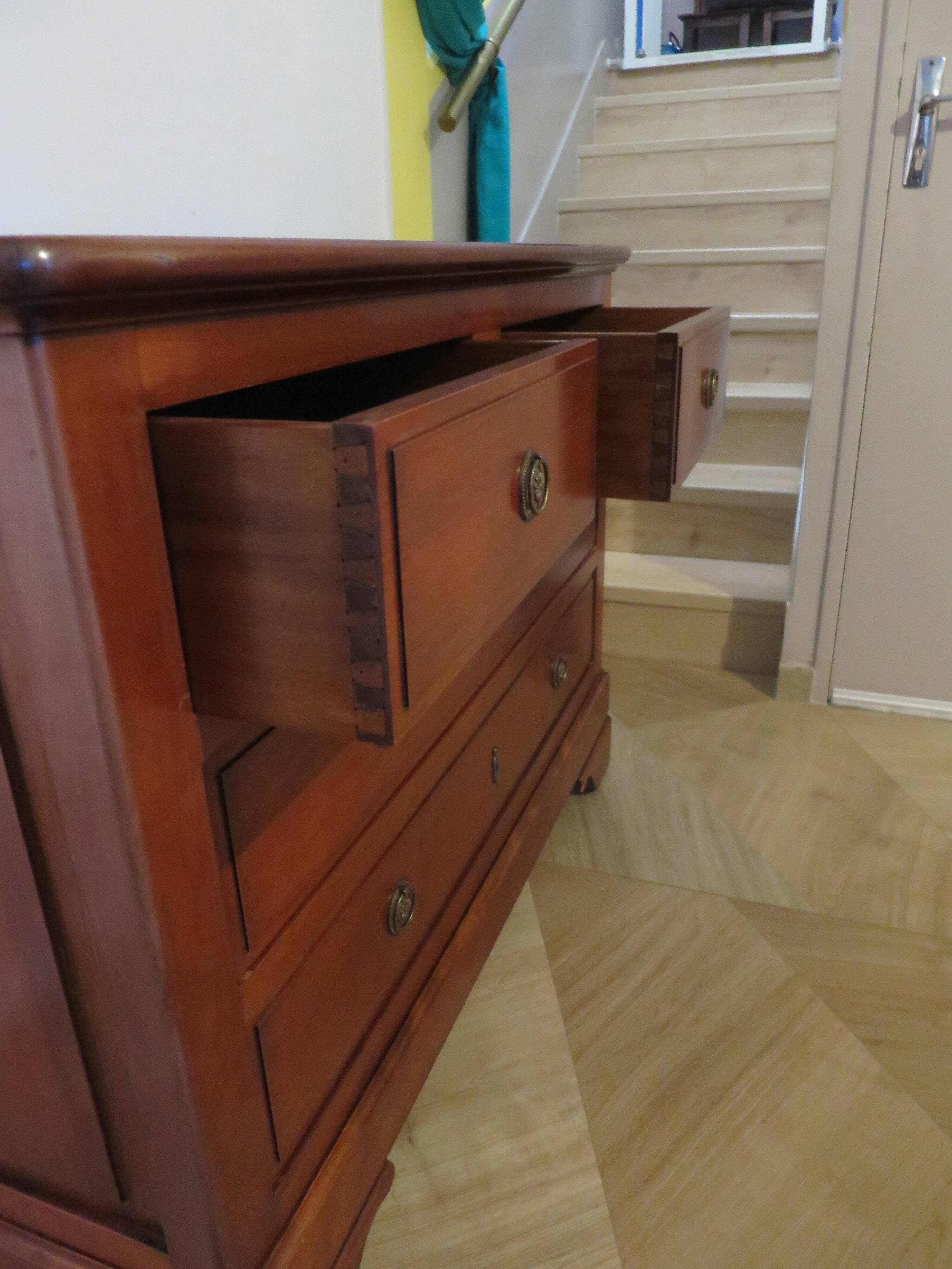 Antique - chest of drawers - 4 drawers - solid wood - cherry