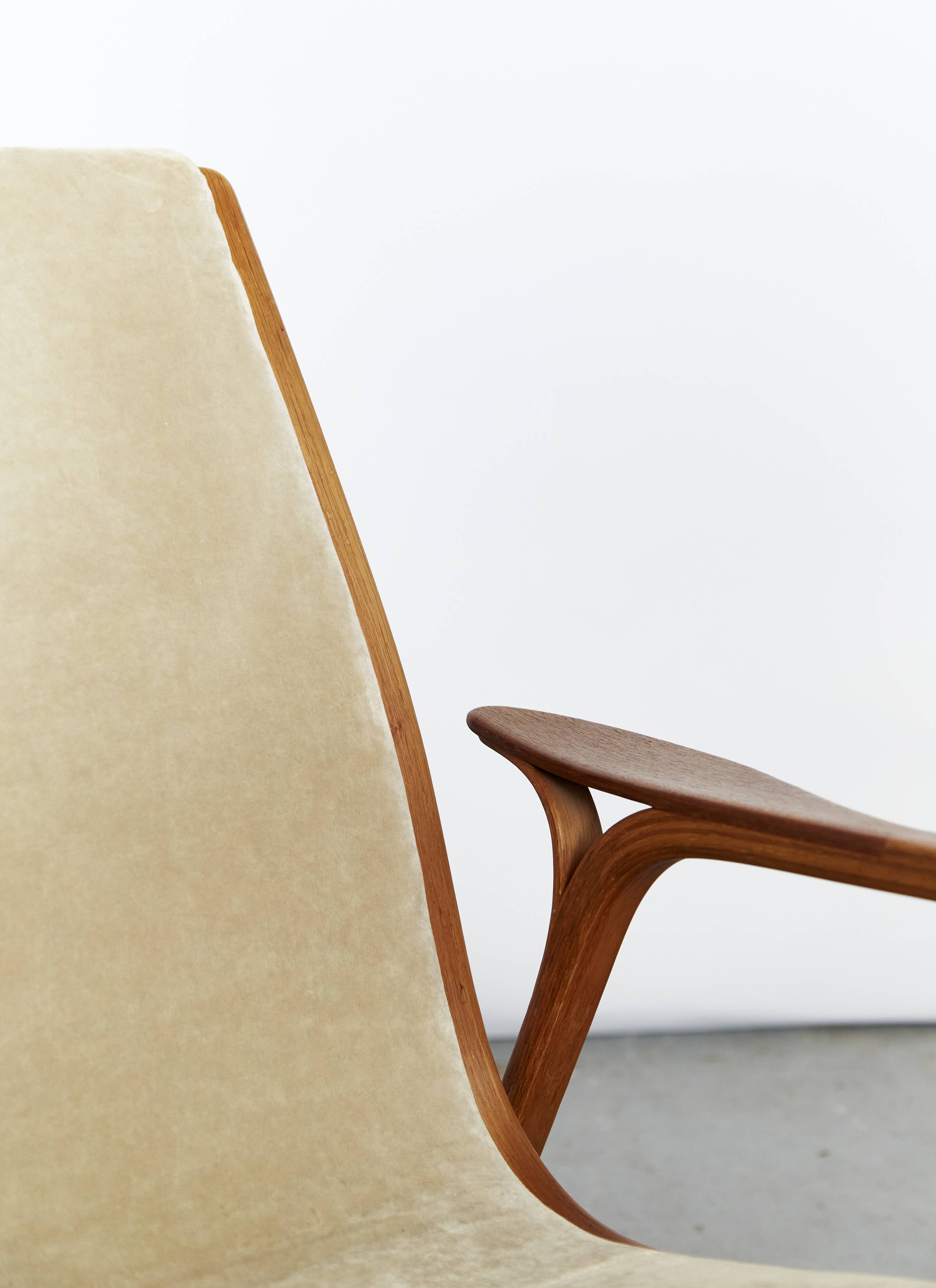 Fauteuil et repose-pieds Lamino par Yngve Ekström pour Swedese